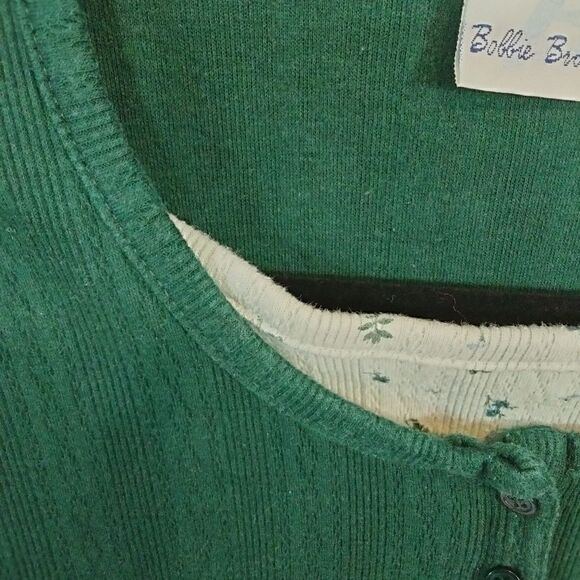 "Bobby Brooks" woman's shirt  - Picture 5 of 8